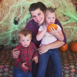 Meet your Posher, Lori